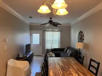 Modern Condo near Beach w/outdoor pool