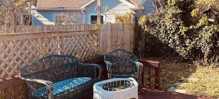 Indigo Blue modern open vibe on tree lined street Hotele w: Winchester