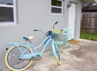 SEA LA VIE BEACH HOME ON 500 BLOCK-1/2 A MILE FROM OCEAN,SLEEPS 6, Fenced yard