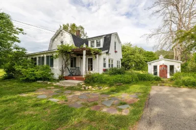 Hidden Gem in White Mtn: Pet Friendly and Close to Hiking and Atv Trails