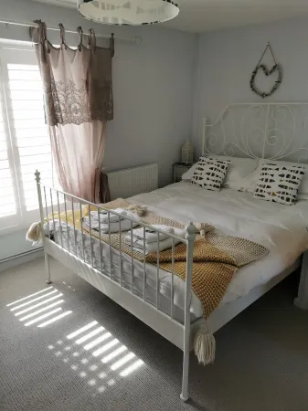 Beautifully presented former Fishermans Cottage and Pet Friendly