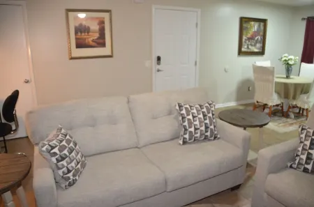 Enchanting Oasis - Centrally located!  Quiet, great TDY spot, family friendly.