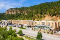 DoubleTree by Hilton Deadwood at Cadillac Jack's Hotels in Deadwood