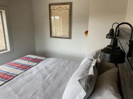 Couples Retreat Lakeside