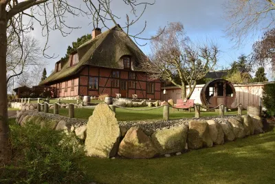 Dannau Reetkate Hotels in der Nähe von VHS