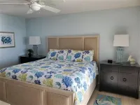 Luxury Beach Escape near John's Pass - Seaview #403