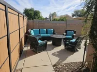 Spacious, cozy, and modern guest house in charming Queen Creek with AC & WiFi