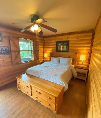 "If you're never at home and always alone, this Cabin is for you  ...Willie