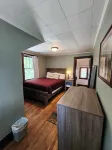 Cozy, cute home close to College of Wooster and Amish Country, Ohio Hotels near Music on Market