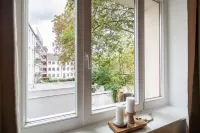 Old Building Apartment for up to 4 Persons "KANU" in the Schanzenviertel - 1st Floor