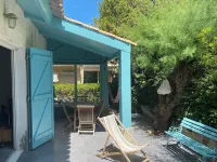 House 300 m from the beach, with very nice exterior