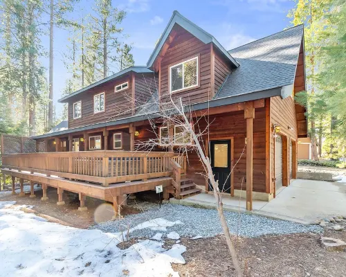Upscale Mountain Chalet in Blue Lake Springs, Free Wifi/Cable, Gas Fireplace Hotel di Arnold