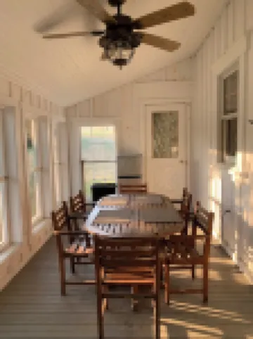 4-bedroom farm house in Coburn with WiFi on beautiful 100 acre.