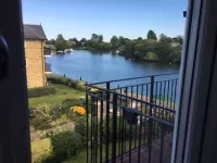 Beautiful Penthouse Apartment Hotel a Shepperton