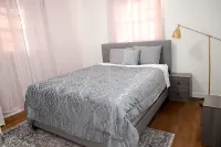 The Perfect Intown Stay for Groups- 5BR 2.5BA