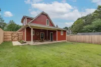 Higbee House Too, AKA The Jolly Roger 멤피스 주 주변 호텔