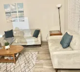 Essentials, Medical District, Pool, Golf, Gym, Wifi, TVs, WasherDryer, Clean