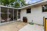 Location is a golfer's paradise and less than 10min from downtown Pinehurst!