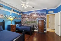 Luxury Family Getaway, Pools, Hot Tub, Playground & Sleeps Upto 18