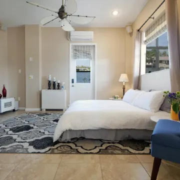 Seascape - WHOLE HOUSE 360 water views, pool, gulf