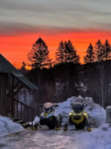 Northern Maine Cabin - Trails - WiFi - AC