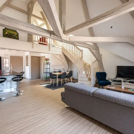 Le Palais, right in the heart of Dijon!