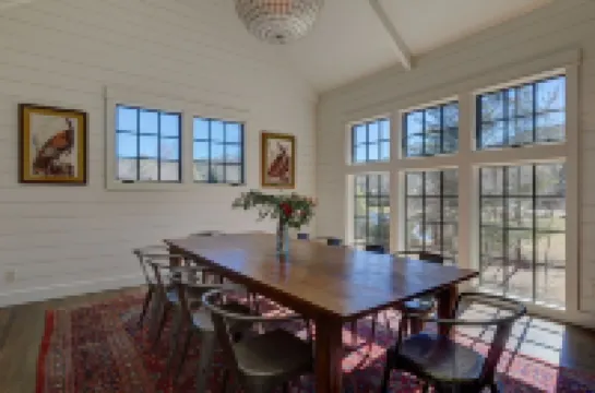 SIMPLY THE BEST SPOT IN HIGHLANDS. 1 BLOCK TO MAIN STREET!