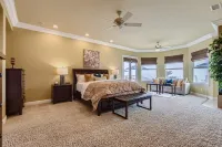 Private Vineyard Oasis: Luxe Estate, 360 Views, Pool/Spa, Theatre, Sports Court!