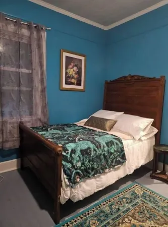 Athensmusic Gem 1 mile from Town Отели в г. Атенс