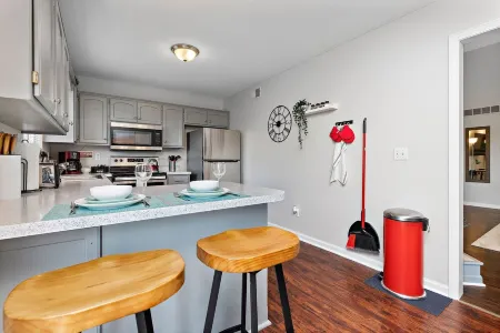 ⭐️ Luxe Paradise ⭐️  3 King Beds ✅  Fast Wifi ✅  Free Parking