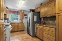 Charming 3-bedroom cottage in Springfield with WiFi, AC