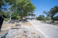 Four bedroom with hot tub and views!
