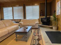 Lake & mountain views! Covered Boat Port w/Power, Pets Welcome