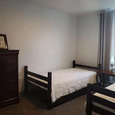 Comfy & Cozy Stay w/ Mountain View Centrally Located 5 to 7 mins from everything