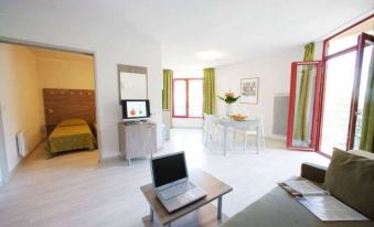 Terres de France - Appart'Hotel le Splendid