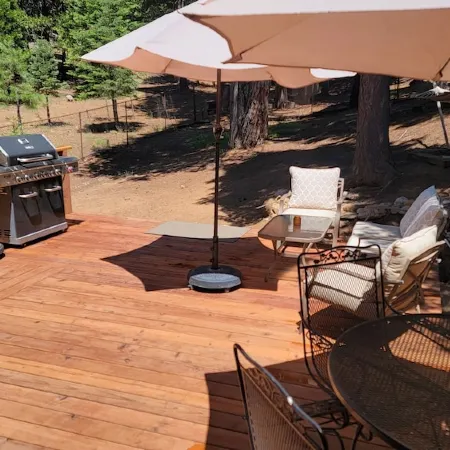 Newly updated Lake Almanor West home just minutes from the lake