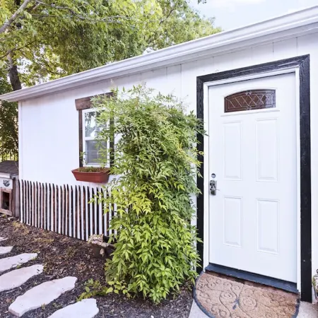 Tiny House Fifa Approved! 47 Miles from at&T Stadium