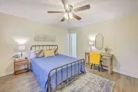 Relax Near Downtown Charleston and Beaches