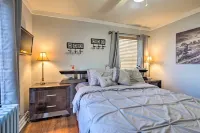 New!Quaint & Convenient Hideaway: Great Location