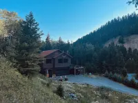 Big Sky Location. Away from the crowd. Newly Renovated.