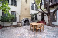 Charming 1-Bedroom Serviced Apartment in Los Angeles x Native