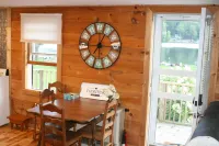 Historic Cottage- near Saratoga- on Summit Lake