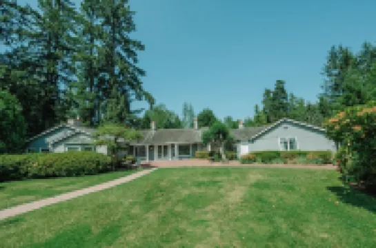 The Woodinville Wonderland Luxury Vacation Home and Event Venue Hotels in 