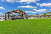 Two Pools, Beach Shuttle, Dining, Entertainment