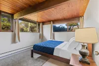 National Geographic Views 7bdr Hot Tub Game Room Hotels in Wyoming County