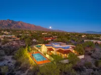 Fun-for-all! Private Pickleball Court! Game room!