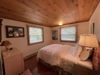 Fall Open w/Late Checkout, Stunning, Cozy, Sunset Waterfront on N Lake Leelanau.