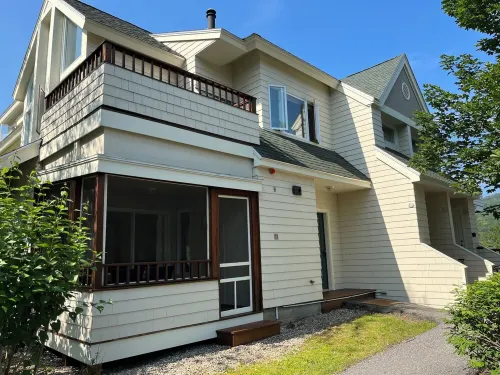 Family-friendly Cozy Condo nestled in Waterville Valley