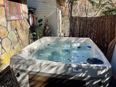 Downtown Cottage with Private Hot Tub