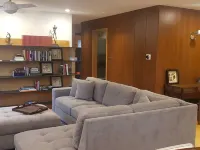 Cozy 2 bedroom house/w garage in Skokie โรงแรมในสโกกี